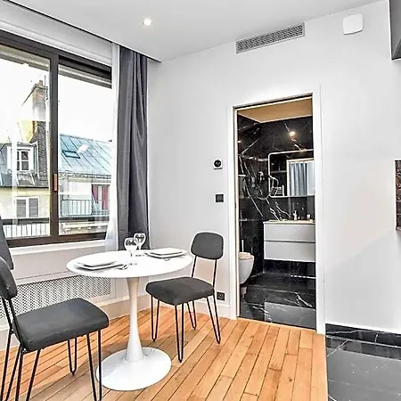 Daire Chic W Jacuzzi - 2p - Near Palais Garnier Paris