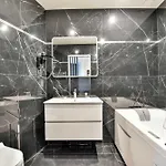 Chic W Jacuzzi - 2p - Near Palais Garnier *